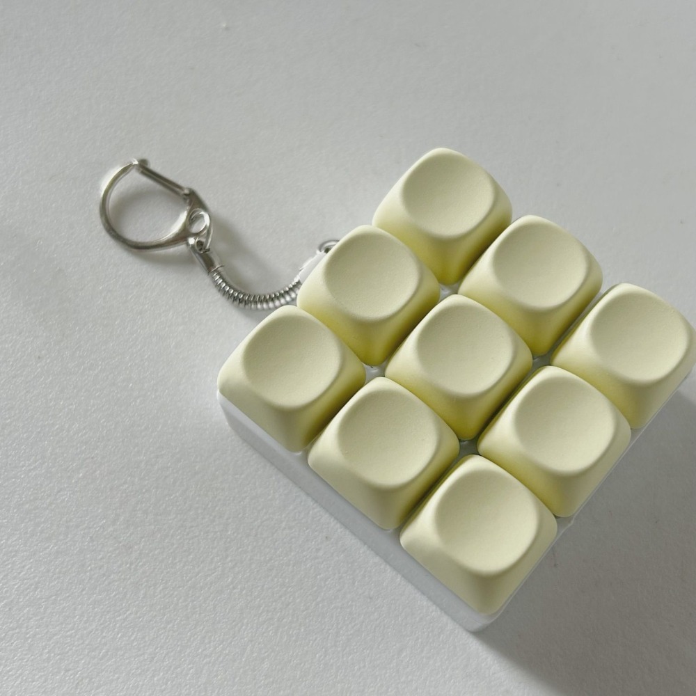 Neuer Fidget-Schlüsselanhänger – Musical Instrument Keyboard Bewertung und Preis